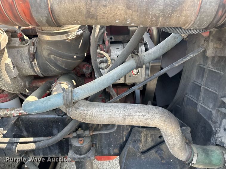 image for item DW1989 2007 International 9400I semi truck