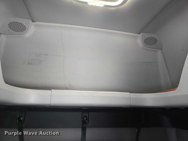 image for item DW7018 2018 Freightliner Cascadia semi truck