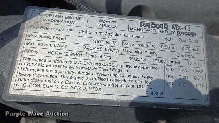 image for item DW7020 2019 Peterbilt 579 semi truck