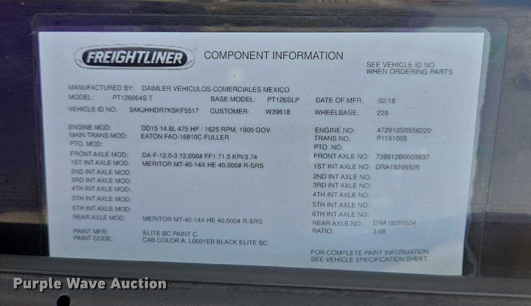 image for item DW7021 2019 Freightliner Cascadia semi truck