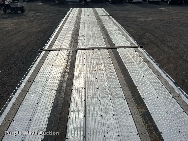 image for item DY0006 2019 Transcraft 554 C  flatbed trailer