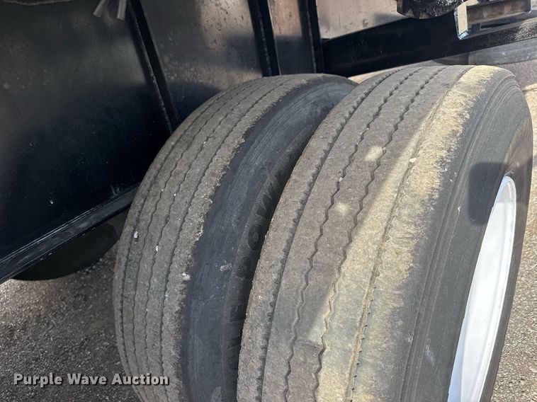 image for item DY0006 2019 Transcraft 554 C  flatbed trailer