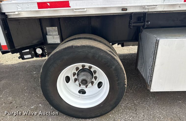 image for item DY0006 2019 Transcraft 554 C  flatbed trailer