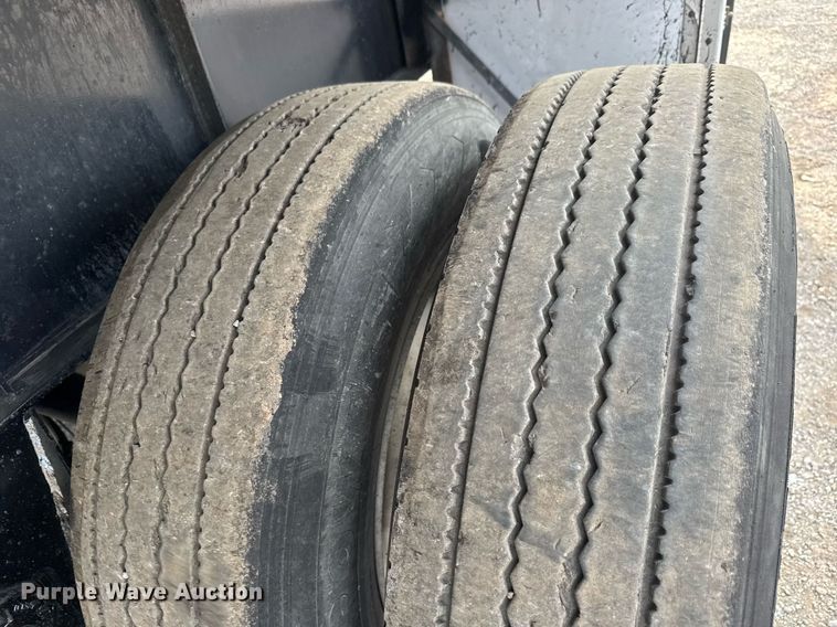 image for item DY0006 2019 Transcraft 554 C  flatbed trailer