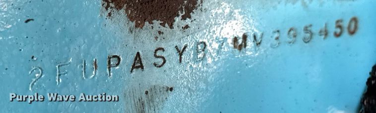 image for item DY0016 1991 Freightliner FLA086 semi truck