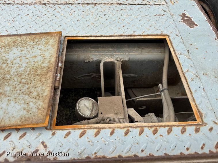 image for item DY0038 1985 Load King 504 DFP lowboy equipment trailer