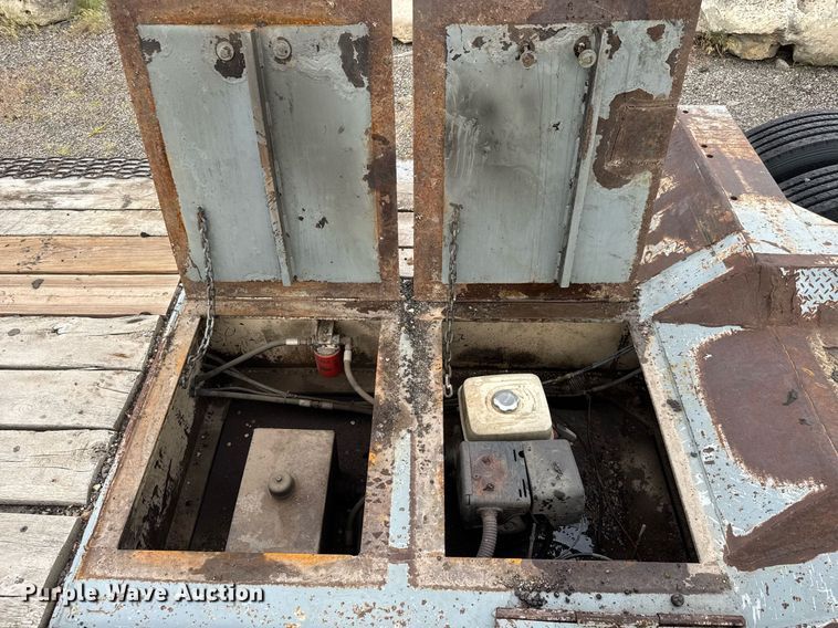 image for item DY0038 1985 Load King 504 DFP lowboy equipment trailer