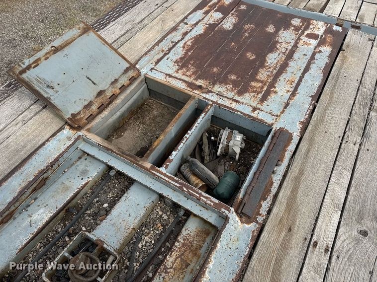 image for item DY0038 1985 Load King 504 DFP lowboy equipment trailer