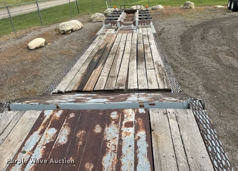 image for item DY0038 1985 Load King 504 DFP lowboy equipment trailer