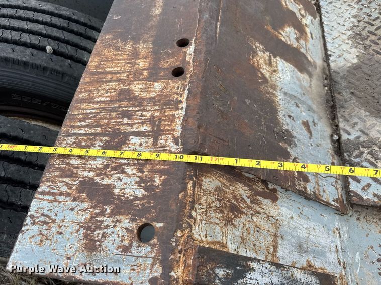 image for item DY0038 1985 Load King 504 DFP lowboy equipment trailer