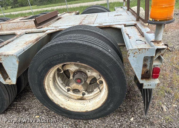 image for item DY0038 1985 Load King 504 DFP lowboy equipment trailer