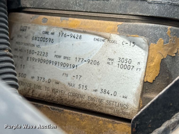 image for item DY0041 2000 Kenworth T800 semi truck