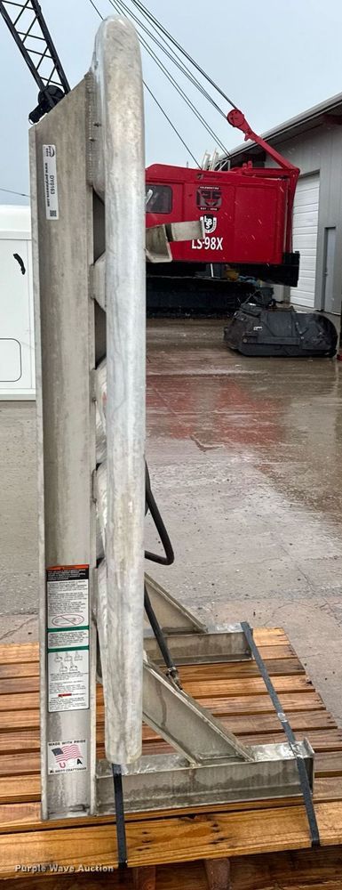 image for item DY0163 Merritt headache rack