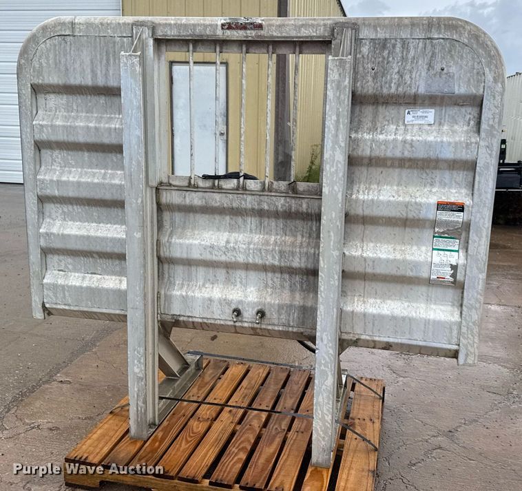 image for item DY0163 Merritt headache rack