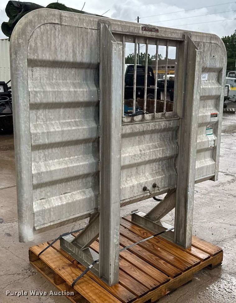 image for item DY0163 Merritt headache rack