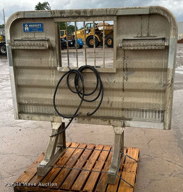 image for item DY0163 Merritt headache rack