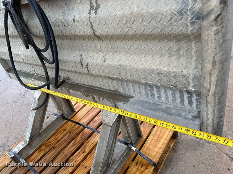 image for item DY0163 Merritt headache rack