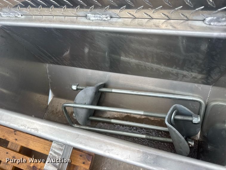 image for item DY0164 Merritt headache rack