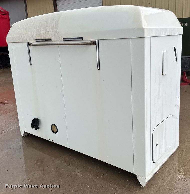 image for item DY0165 Mack sleeper cab