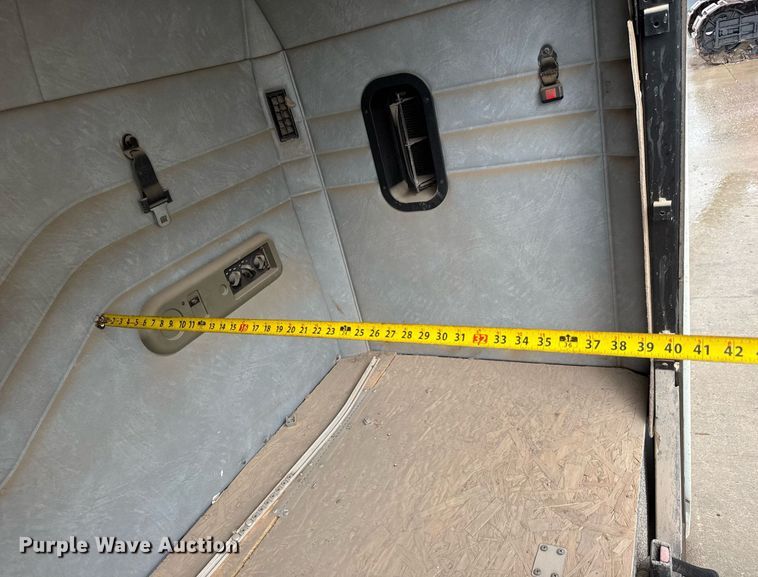 image for item DY0165 Mack sleeper cab