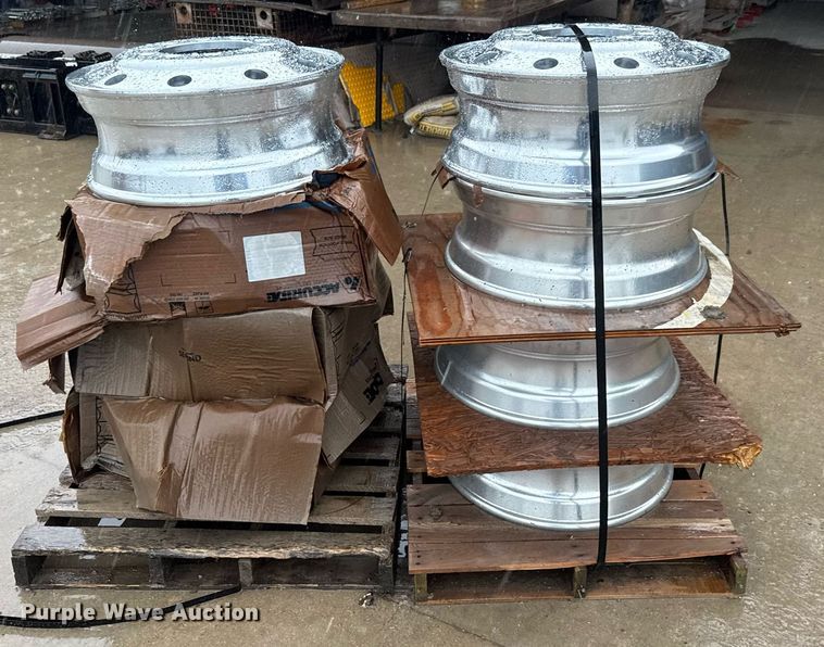 image for item DY0169 (8) Accuride wheels