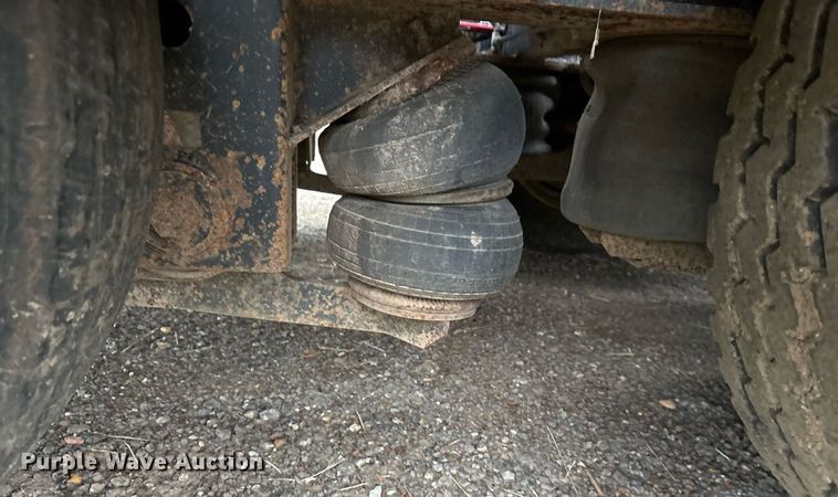 image for item DY0507 2011 Kaufman lowboy equipment trailer