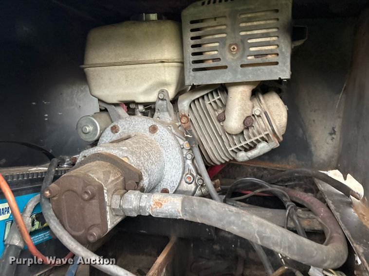 image for item DY0507 2011 Kaufman lowboy equipment trailer