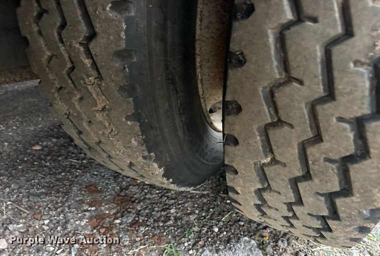 image for item DY0507 2011 Kaufman lowboy equipment trailer