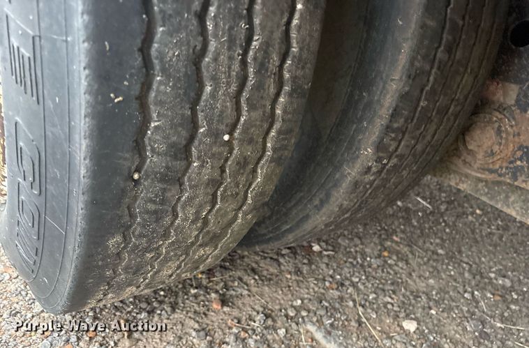 image for item DY0507 2011 Kaufman lowboy equipment trailer