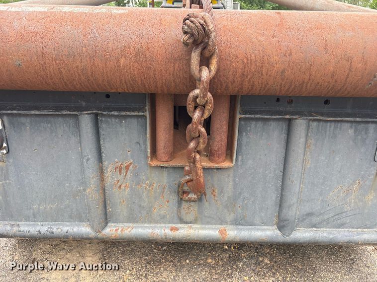 image for item DY0526 1989 Mack R690ST winch truck