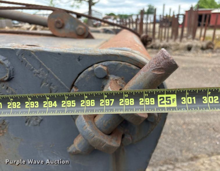 image for item DY0526 1989 Mack R690ST winch truck