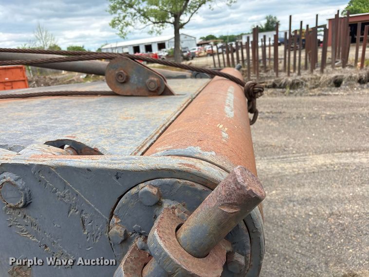 image for item DY0526 1989 Mack R690ST winch truck