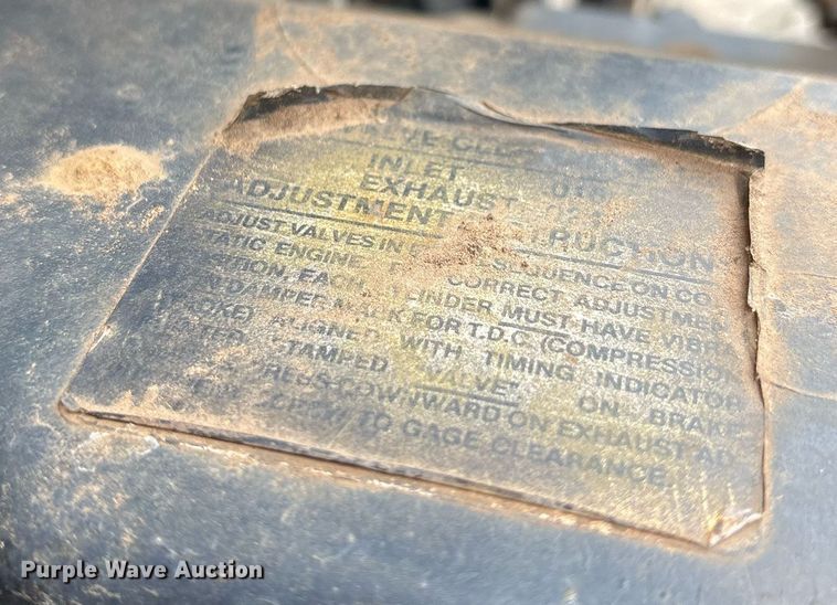 image for item DY0526 1989 Mack R690ST winch truck