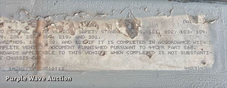 image for item DY0526 1989 Mack R690ST winch truck