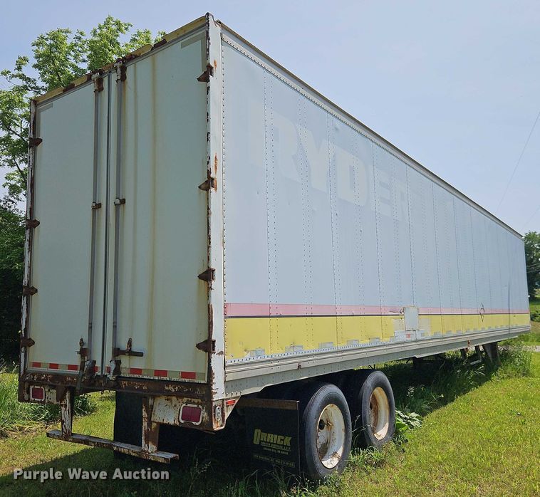 image for item EB8105 1986 Trailmobile 01HA-1SAL dry van trailer