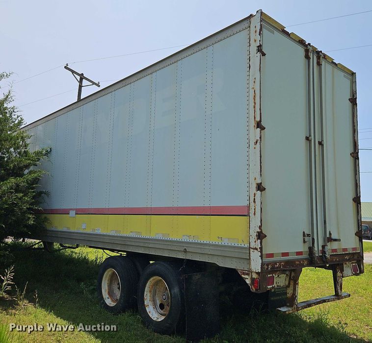 image for item EB8105 1986 Trailmobile 01HA-1SAL dry van trailer