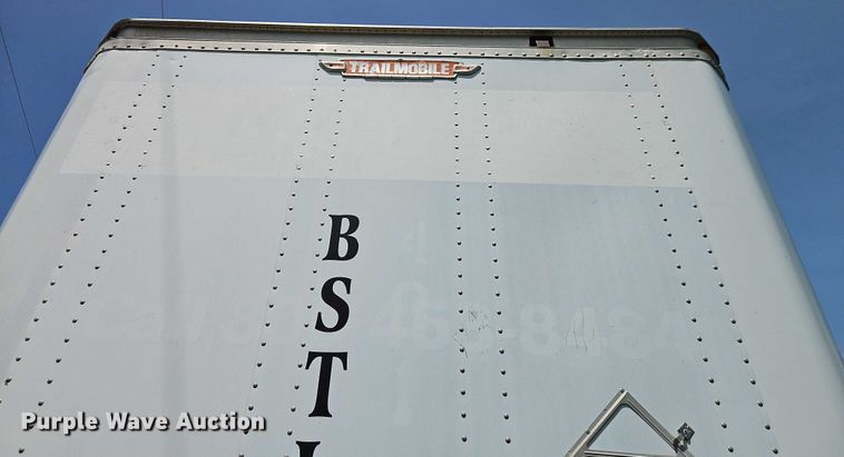 image for item EB8105 1986 Trailmobile 01HA-1SAL dry van trailer