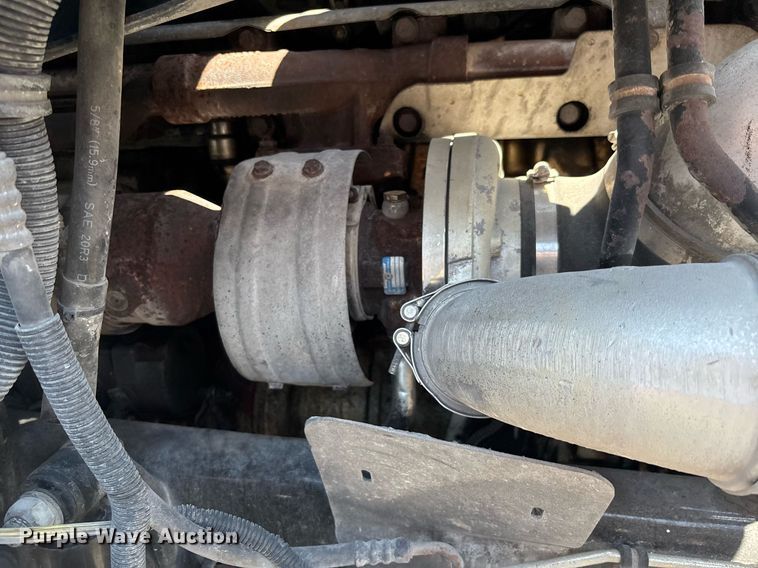 image for item EC3578 2006 Freightliner CL112 semi truck