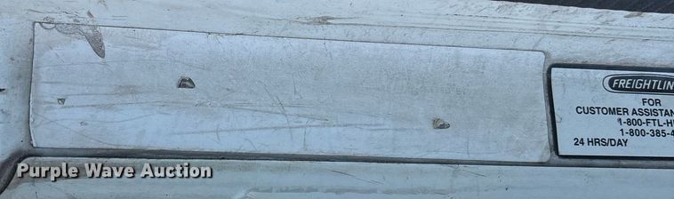 image for item EC3578 2006 Freightliner CL112 semi truck