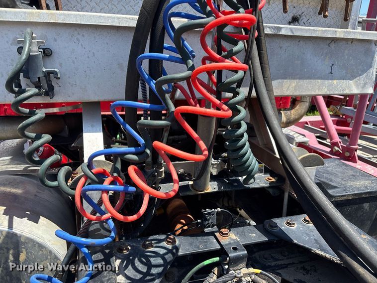 image for item EC3597 2004 Kenworth W900B semi truck