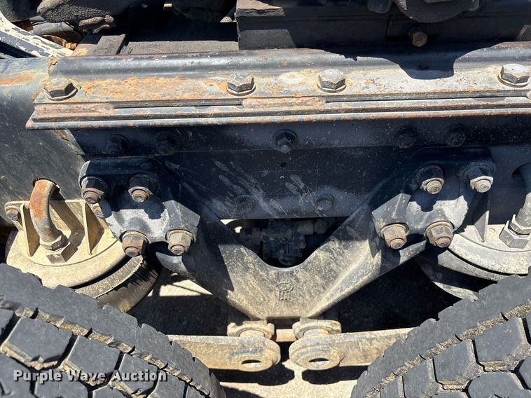 image for item EC3597 2004 Kenworth W900B semi truck