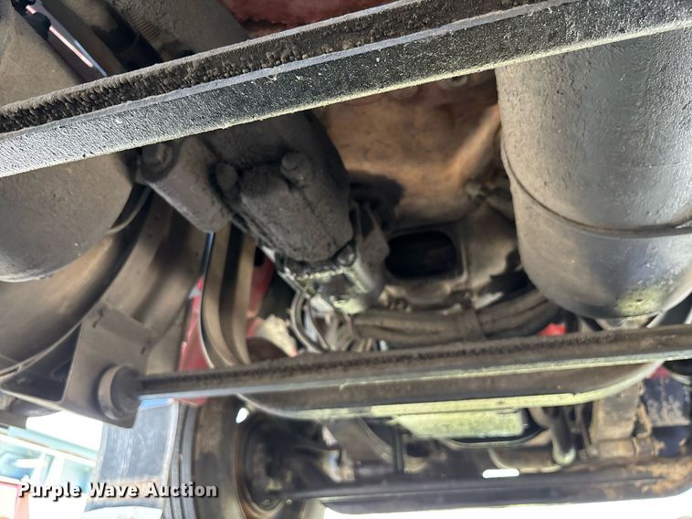 image for item EC3597 2004 Kenworth W900B semi truck