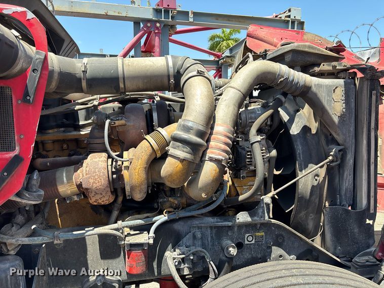 image for item EC3597 2004 Kenworth W900B semi truck