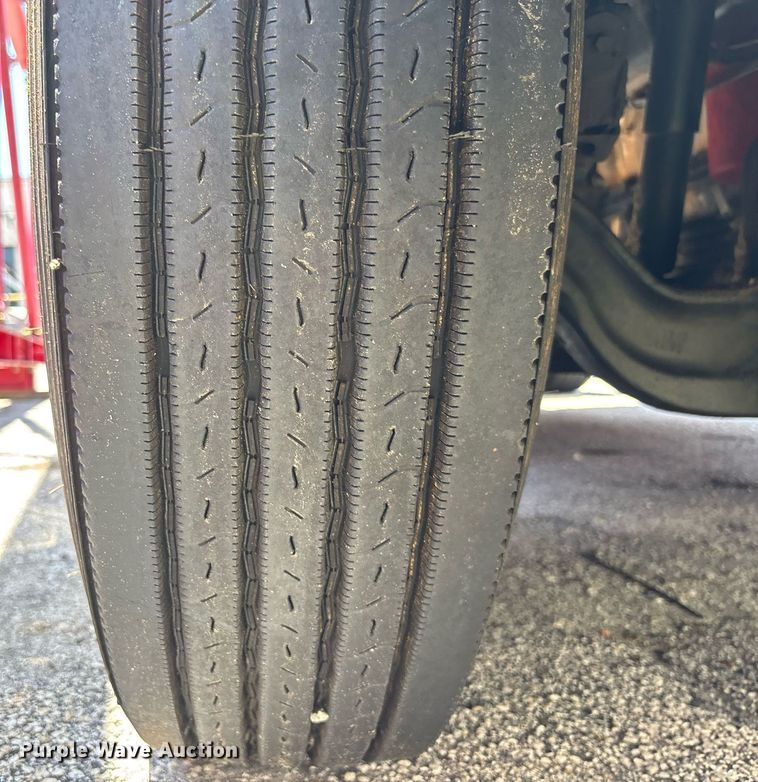 image for item EC3597 2004 Kenworth W900B semi truck