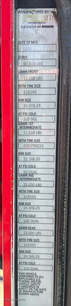 image for item EC3597 2004 Kenworth W900B semi truck