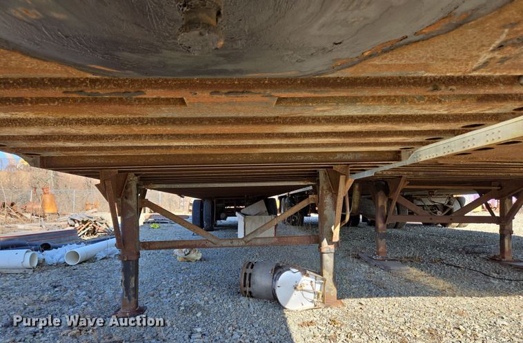 image for item EC4068 2005 Wabash DVCVHPC dry van trailer