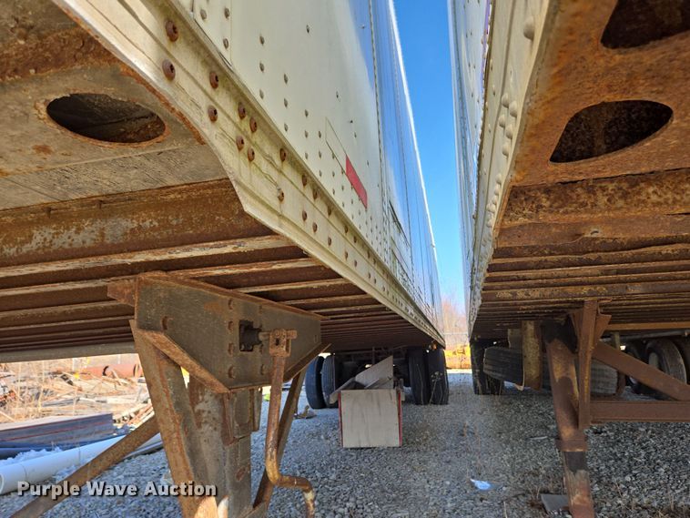 image for item EC4068 2005 Wabash DVCVHPC dry van trailer