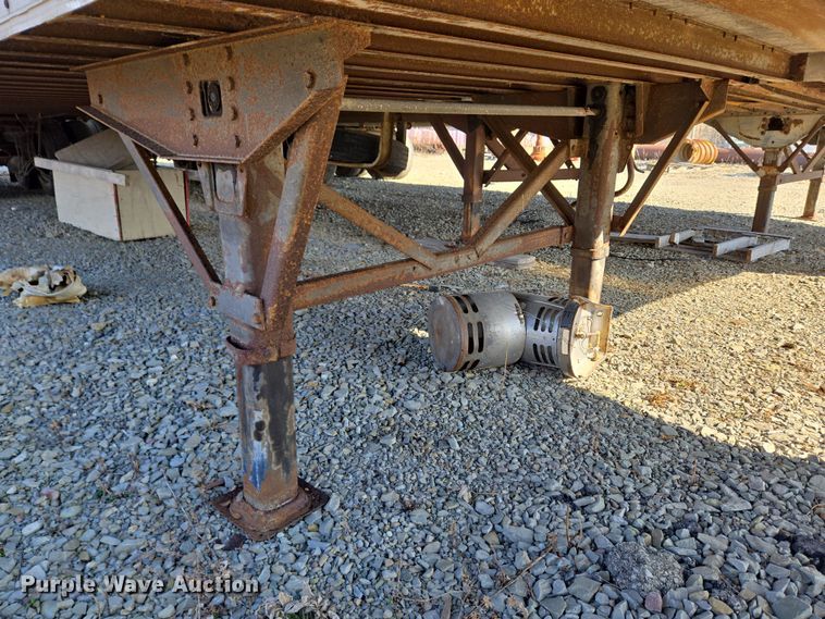 image for item EC4068 2005 Wabash DVCVHPC dry van trailer