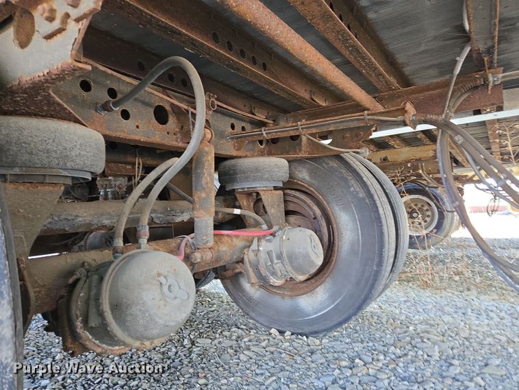 image for item EC4068 2005 Wabash DVCVHPC dry van trailer