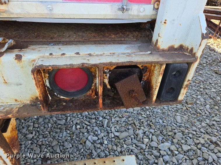 image for item EC4068 2005 Wabash DVCVHPC dry van trailer